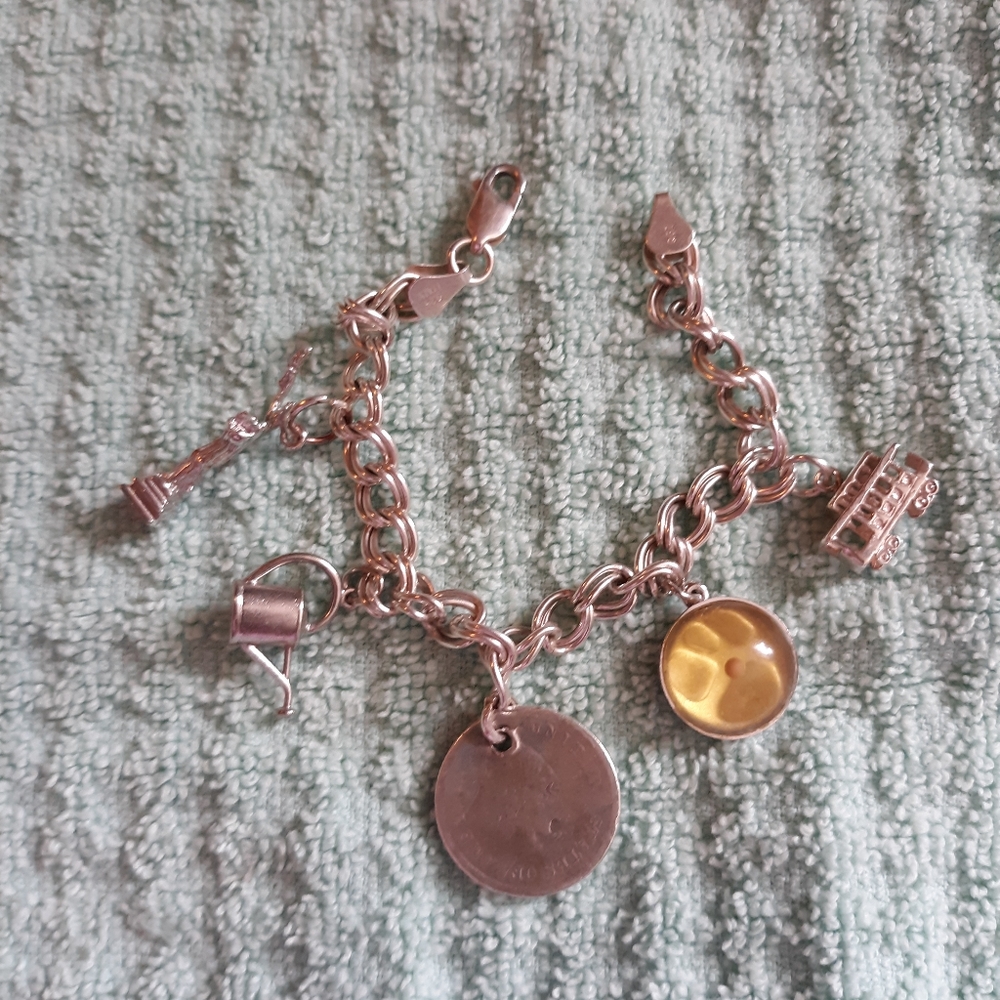 Bracelet